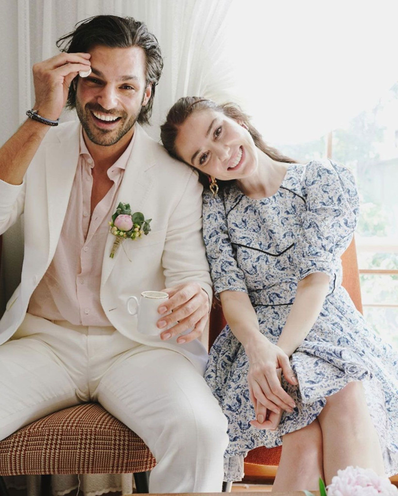 Tuzlu kahve terletti! Özge Gürel ile Serkan Çayoğlu nişanlandı - Resim: 4