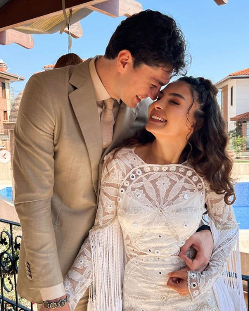 Ebru Şahin ve Cedi Osman çiftinin düğün tarihi belli oldu! Ünlü çift açıklama yaptı - Resim: 2
