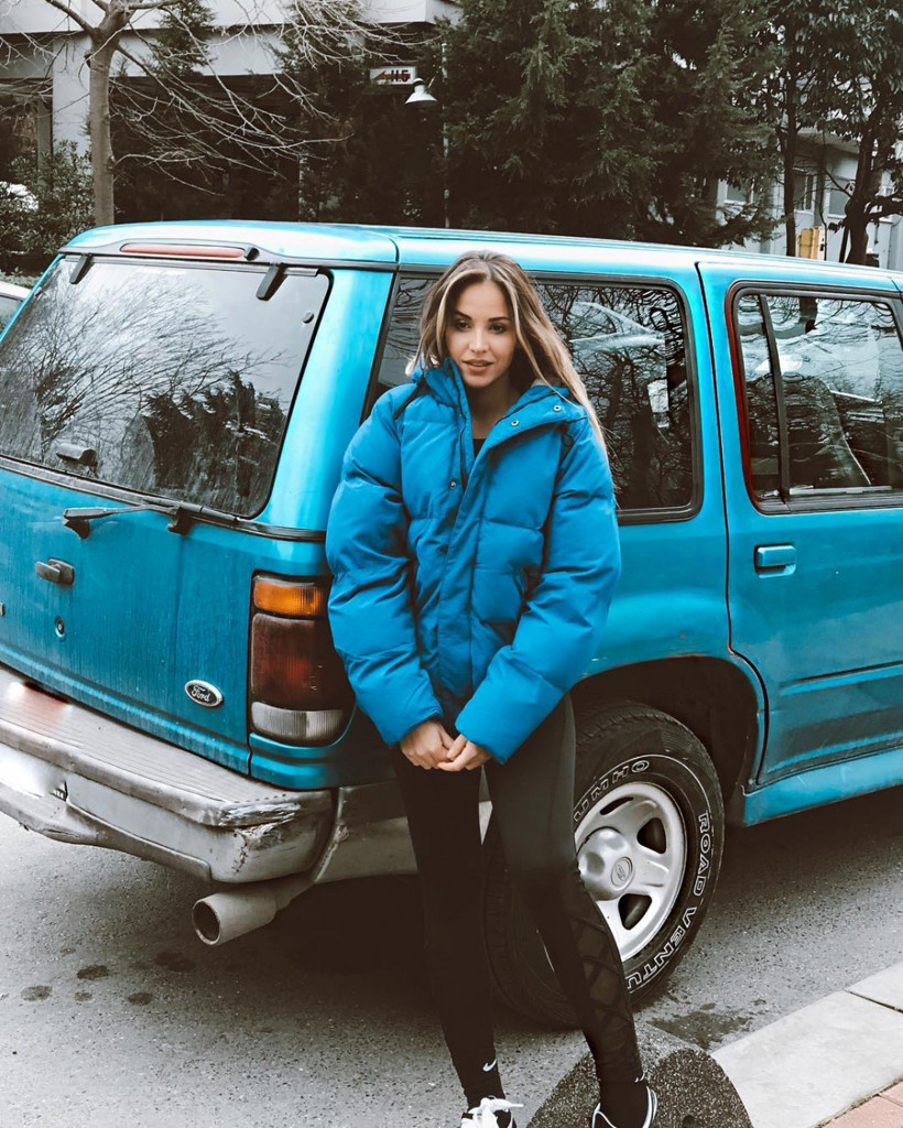 Survivor yarışmacısı Berna Keklikler Yasak Elma kadrosunda - Resim: 4