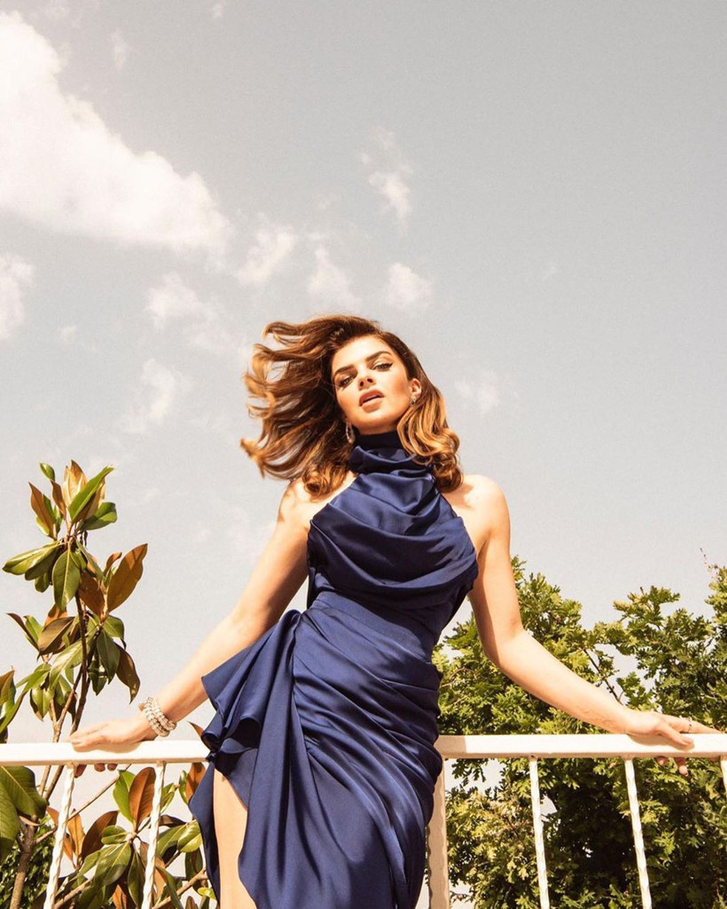 Pelin Karahan'ın sarı bikinisiyle uykusu olay oldu - Resim: 1