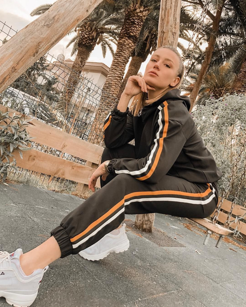 Gizem Karaca seksi pozları ile instagramı yıktı geçti - Resim: 1