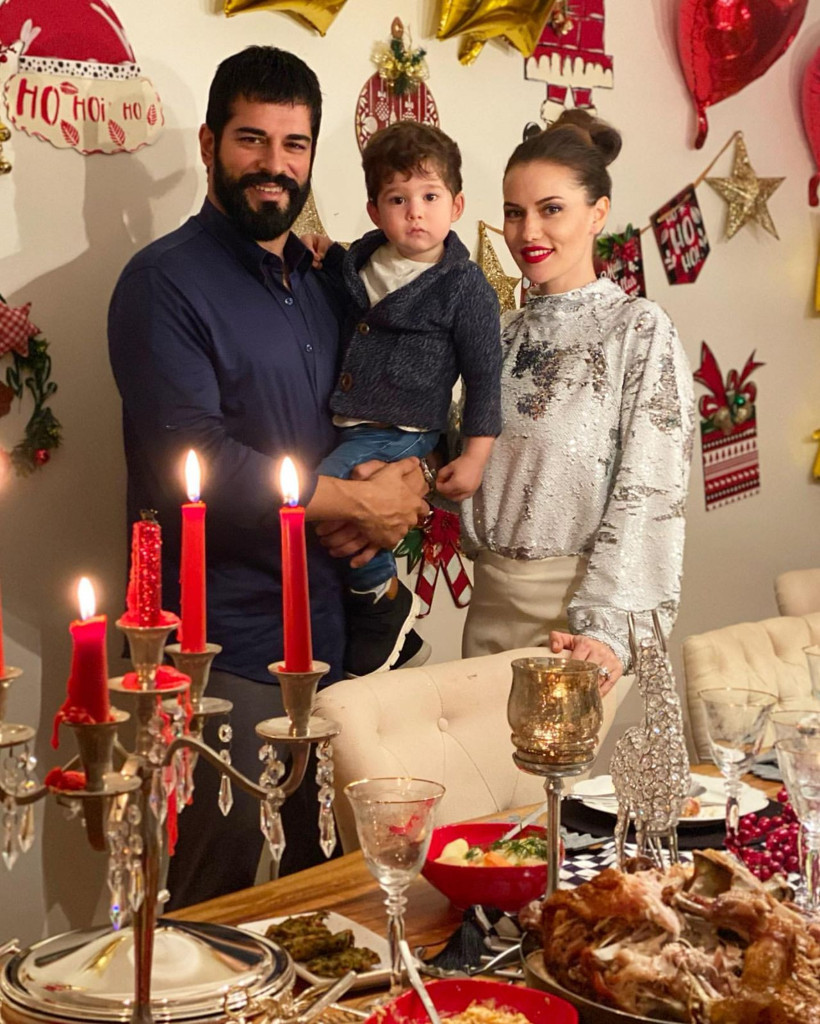 Burak Özçivit Fahriye Evcen'in pozundaki o detay takipçilerinden kaçmadı - Resim: 2