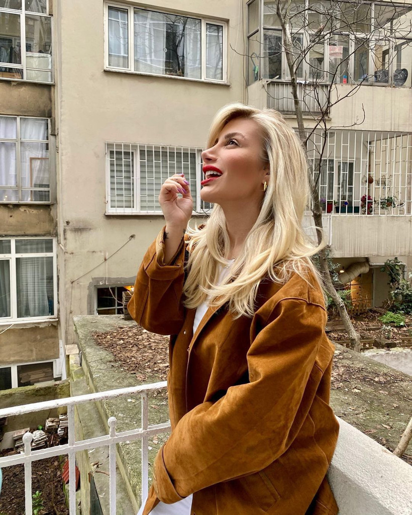 Mastürbasyon itirafıyla şok eden İrem Derici seks yanıtıyla şaşırttı! - Resim: 1