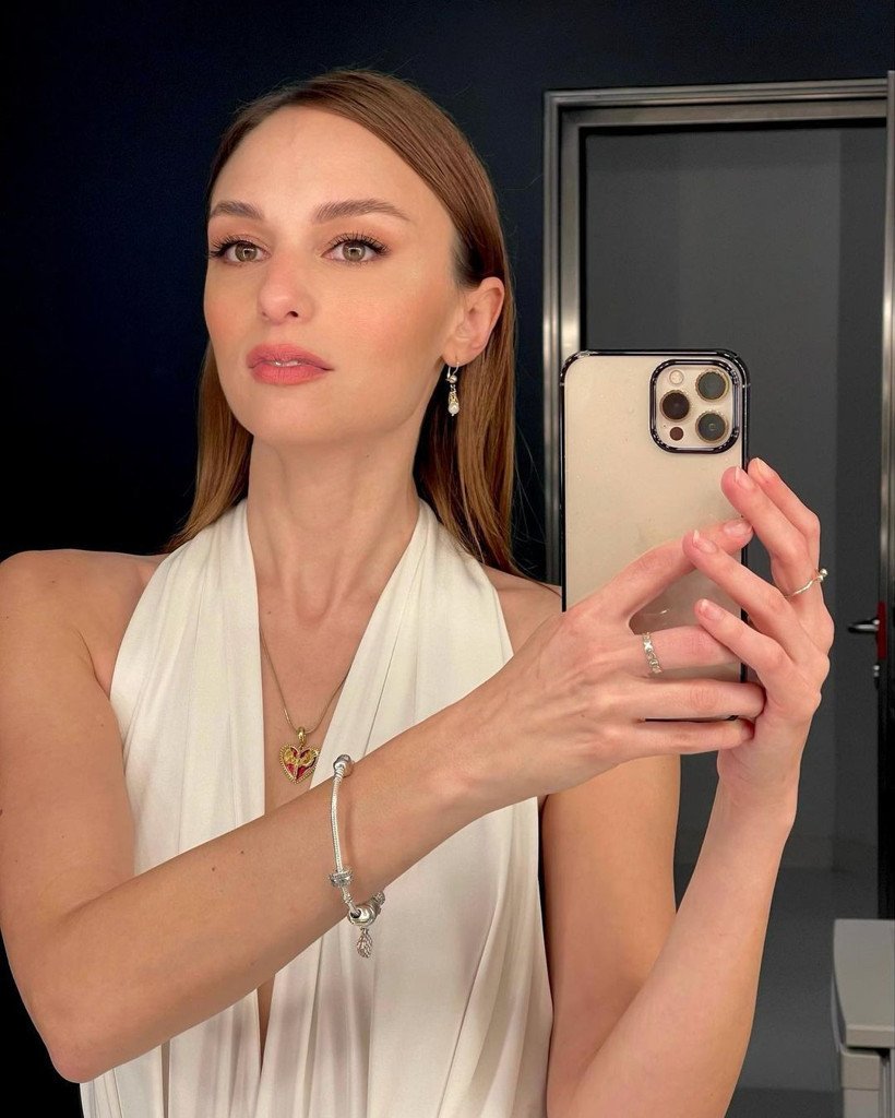 'Dört yılda bir ev değiştiriyorum' deyip takıntısını Nilperi Şahinkaya ilk kez itiraf etti - Resim: 4