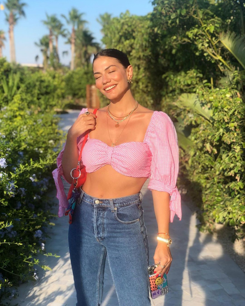 Demet Özdemir kahkahalara boğuldu! 7 yaş büyük aşkı Oğuzhan Koç'la keyif çattı - Resim: 2