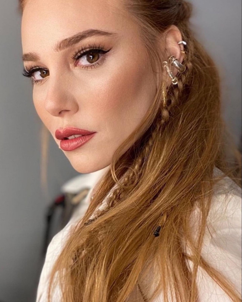 Annesinden gizlice girdi! Eski işi güvenlik çıktı: İşte Elçin Özge Özkaplan Sangu Engin Akyürek'in bilinmeyenleri... - Resim: 2