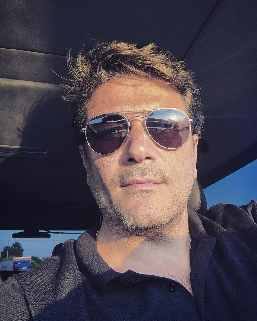 Vatan Şaşmaz kimdir?  Otel odasında öldürüldü - Resim: 1