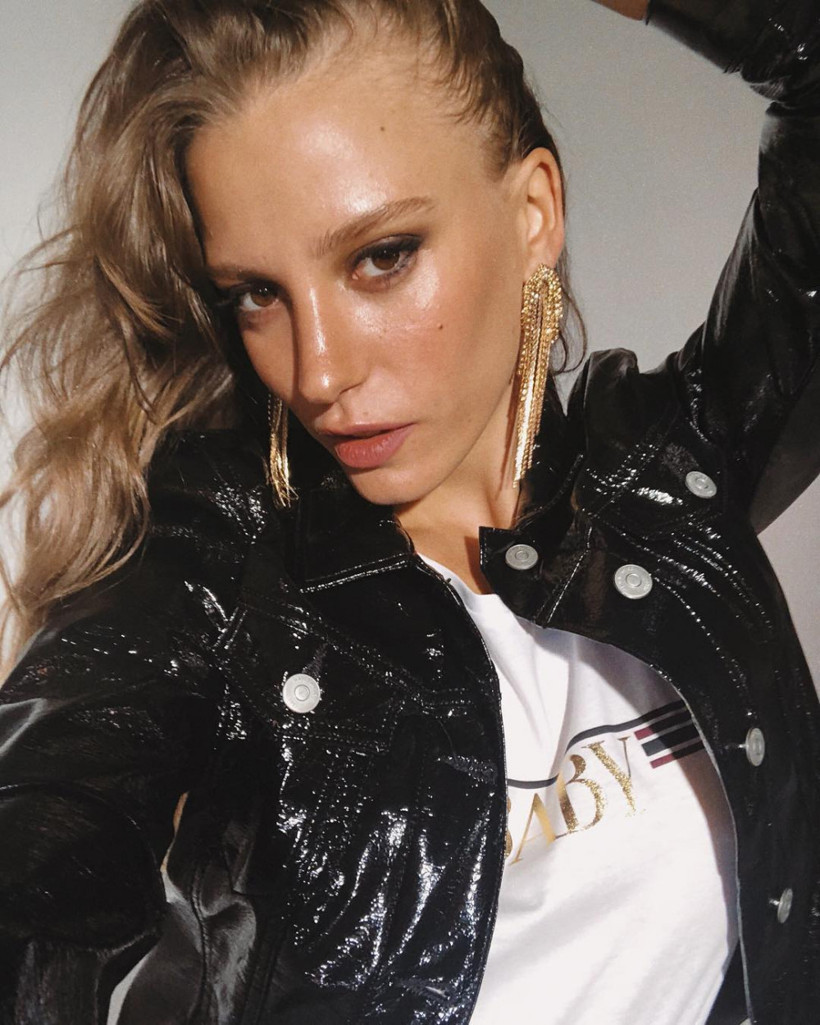 Serenay Sarıkaya’nın partneri kim oldu? - Resim: 1