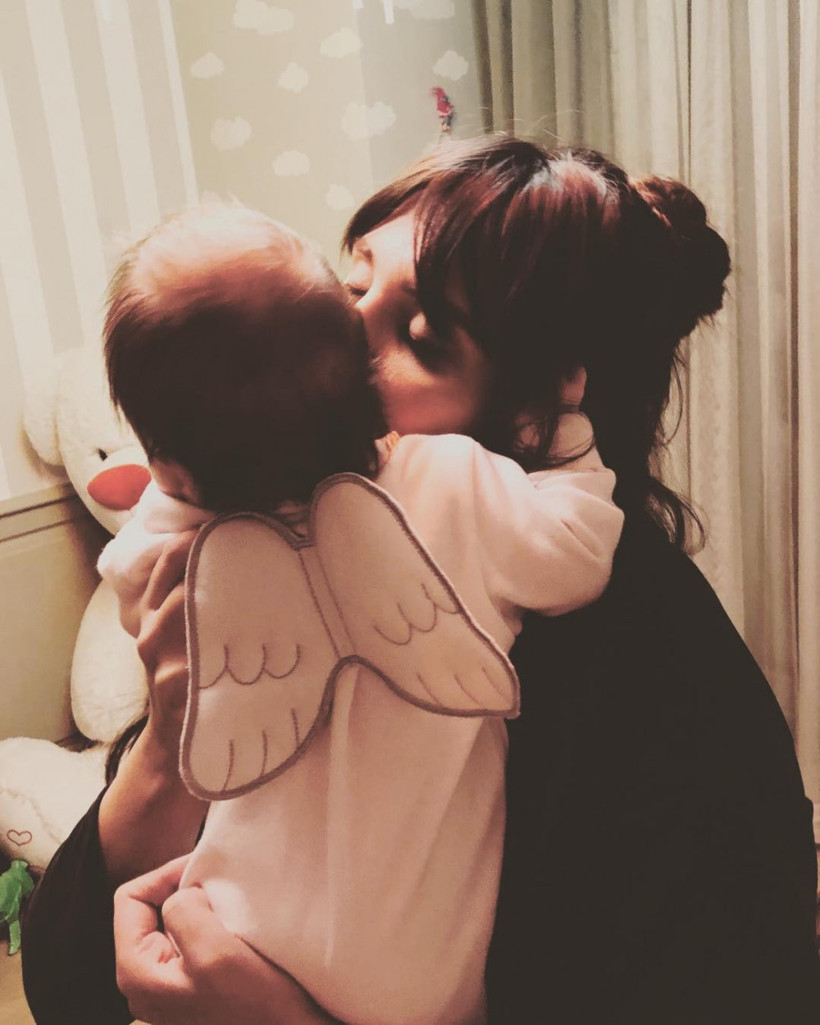  Şükran Ovalı saçlarını kestirdi imaj değiştirdi - Resim: 3