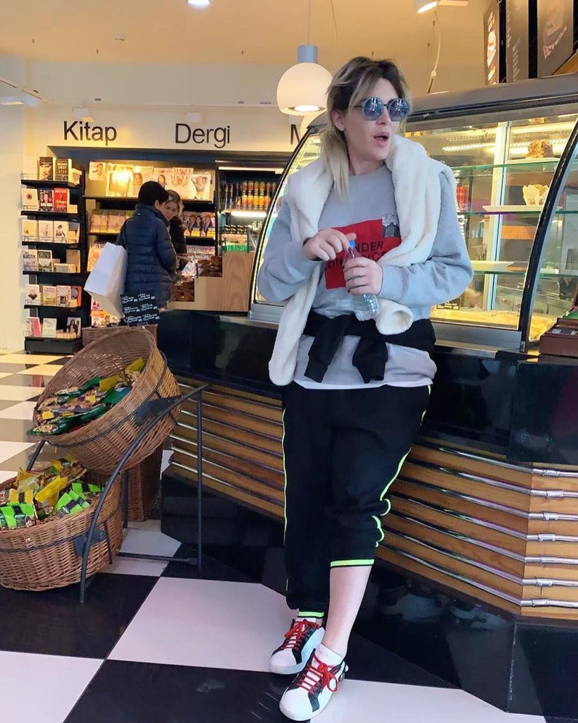 Selin Ciğerci Instagram'dan yaptığı paylaşımla şoke etti - Resim: 1