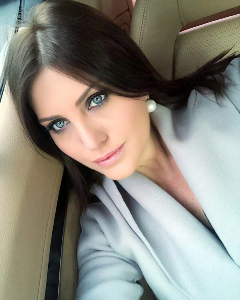 Ünlü şarkıcı Sibel Can kaza yaptı 5 araç birbirine girdi Yaralılar var - Resim: 2