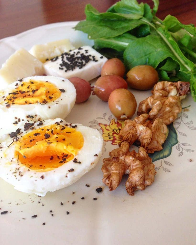 Yumurta haşlarken içine bir miktar limon suyu damlatın ve... - Resim: 4