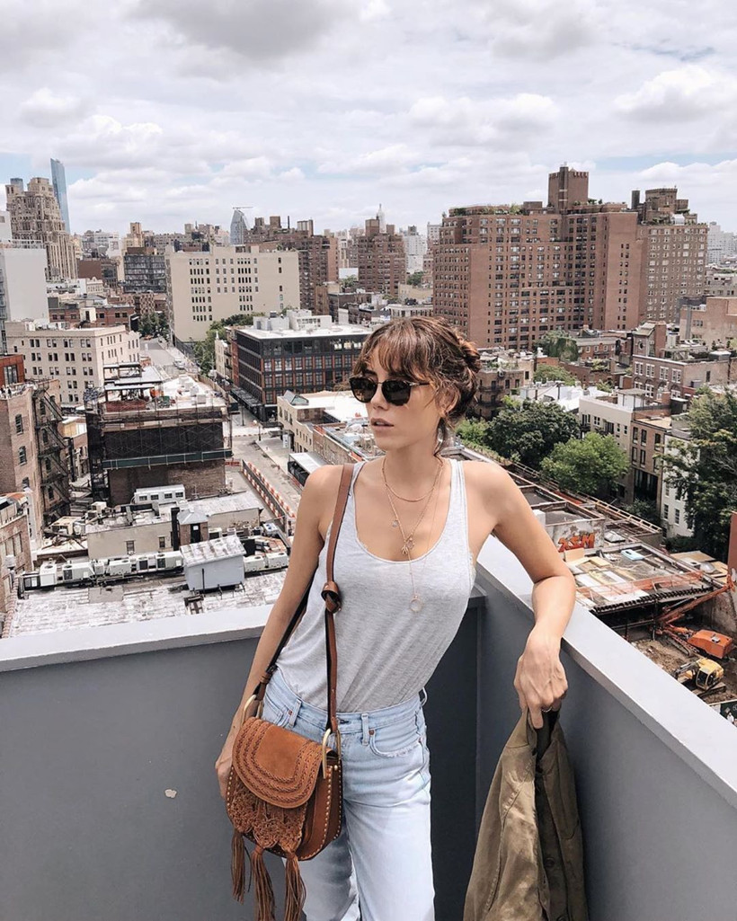 Cansu Dere bomba projeyle ekranlara dönüyor! Rol arkadaşı bakın kim - Resim: 2