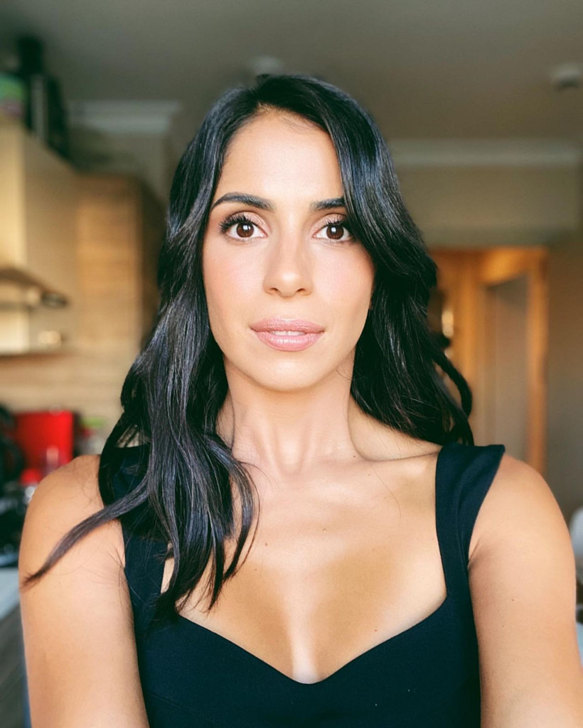 Beyza Şekerci'yi görenler hayran kaldı! Engin Hepileri ile 5 yıl önce evlenmişti - Resim: 2