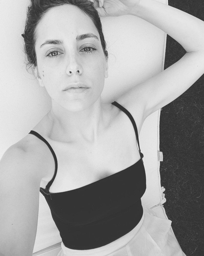 Bir Başkadır'ın yıldızı Öykü Karayel 2021'in ilk güzel haberi verdi! Beğeni yağmuru yağdı - Resim: 4