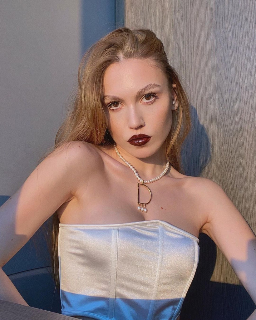 Duştaki çıplak hallerini paylaştı reklam dozunu kaçırdı! Duygu Özaslan takipçilerini şok etti - Resim: 4