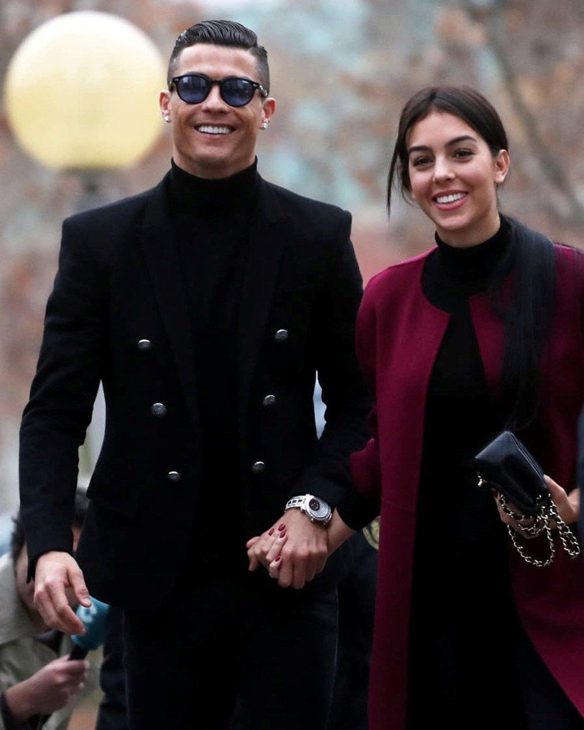 Georgina Rodriguez Ronaldo'yu anlattı: Yemek yapmıyor - Resim: 2