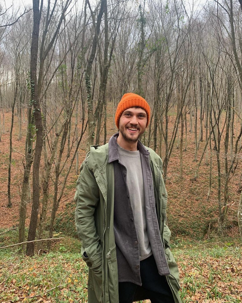 19 Mayıs gafıyla alay konusu oldu! Çukur'un yıldızı Aras Bulut İynemli fark edince hemen sildi - Resim: 1