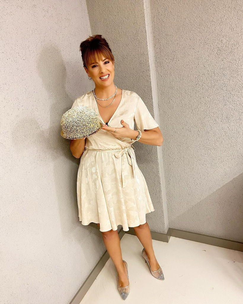 Doğa Rutkay'ın eski halinden eser kalmadı: Yasak Elma yıldızıyla tatile çıktı - Resim: 2