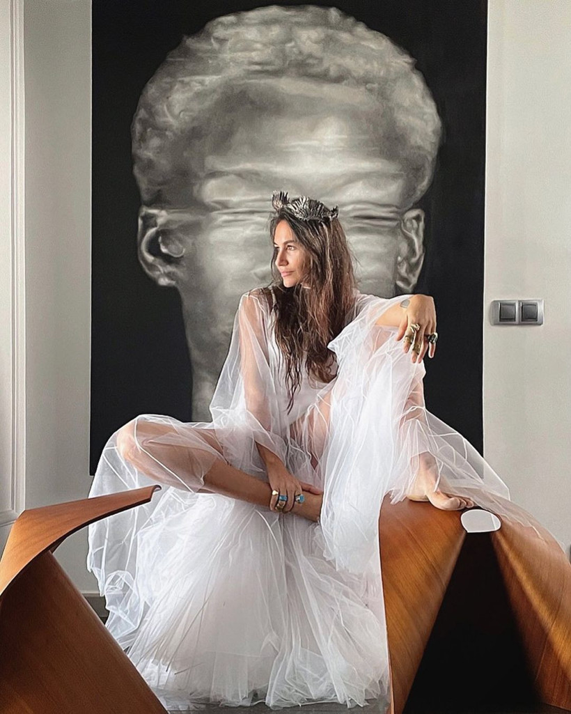 Deri koltuk üzerinde çırılçıplak poz verdi! Eda Taşpınar'a beğeni yağdı - Resim: 4