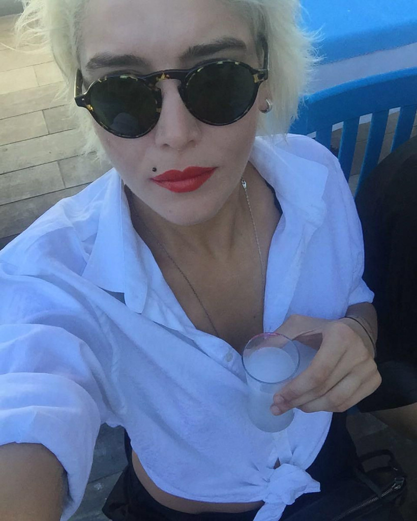 Senem Kuyucuoğlu'nun kadın aşkı bakın kim çıktı! İfşa sonrası cinsel yönelimini itirafını etmişti! - Resim: 4