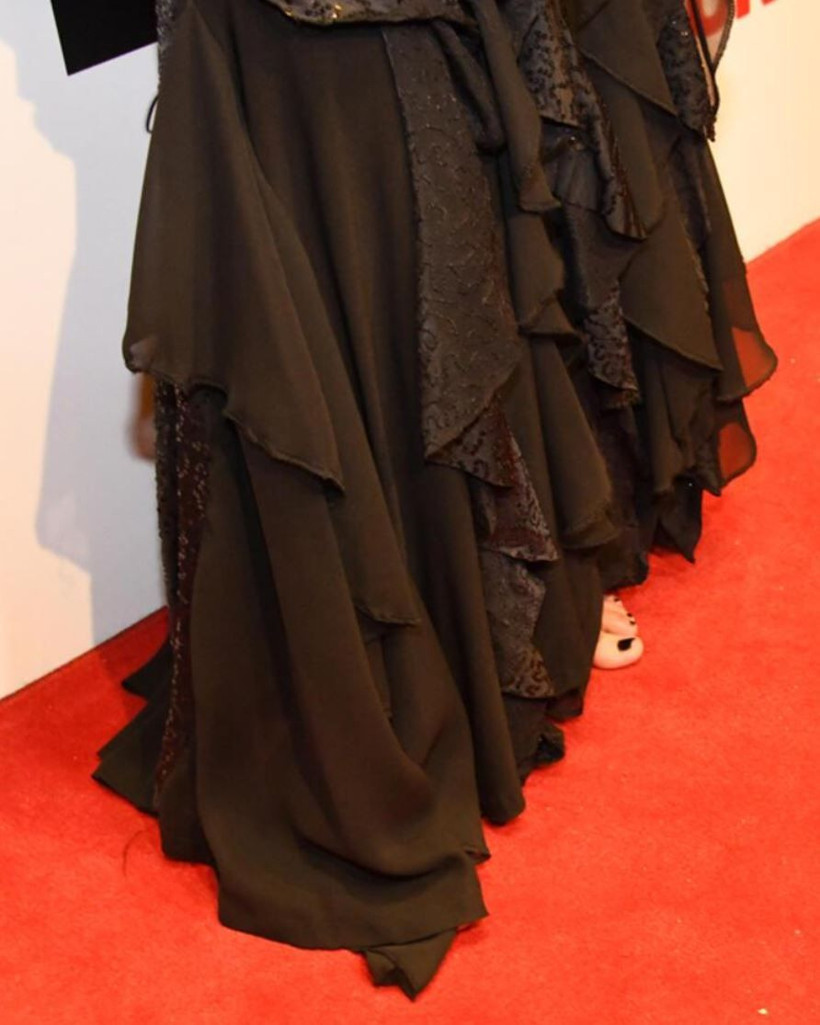 Çıplak şoku! 'Kahroldum' deyip Zerrin Özer itiraf etti: Kurban olurum - Resim: 2