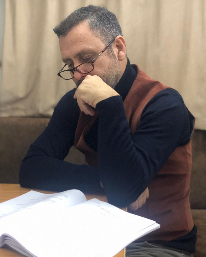 Sürpriz projesini açıkladı! BluTV Saygı yıldızı Nejat İşler 'Ercüment sevişken' deyip konuştu - Resim: 3