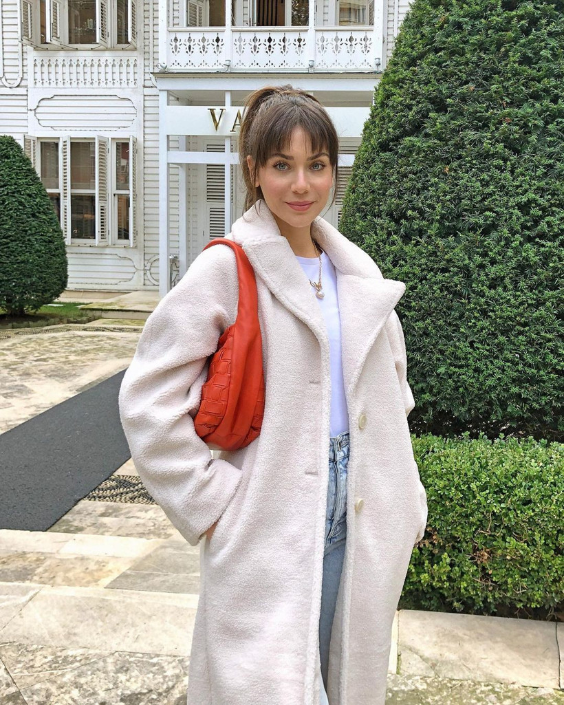 Fulya Zenginer öğrendiği gerçekle hayatının şokunu yaşadı: En büyük kötülüğü anneannesi yaptı - Resim: 1