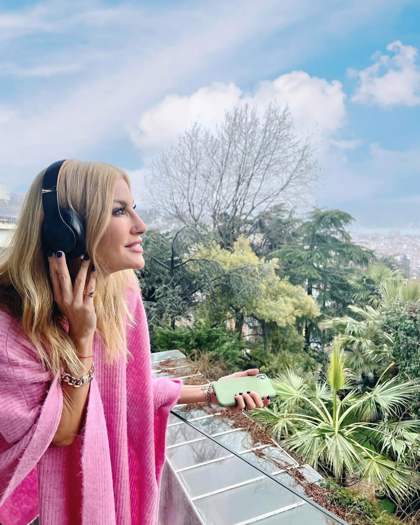 'Gittiğimde yerde yatıyordu' deyip korkunç olayı Çağla Şıkel anlattı: Babamdan saklamıştık, hiç unutmam - Resim: 4