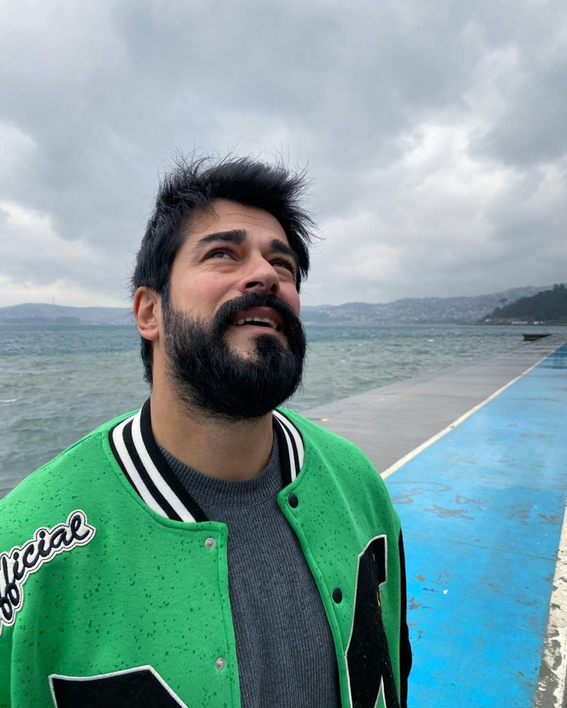 Hazal Kaya Farah Zeynep Abdullah Pınar Deniz'e fark attı! Zirvedeki isim şaşırttı: İşte en popüler 25 oyuncu... - Resim: 4