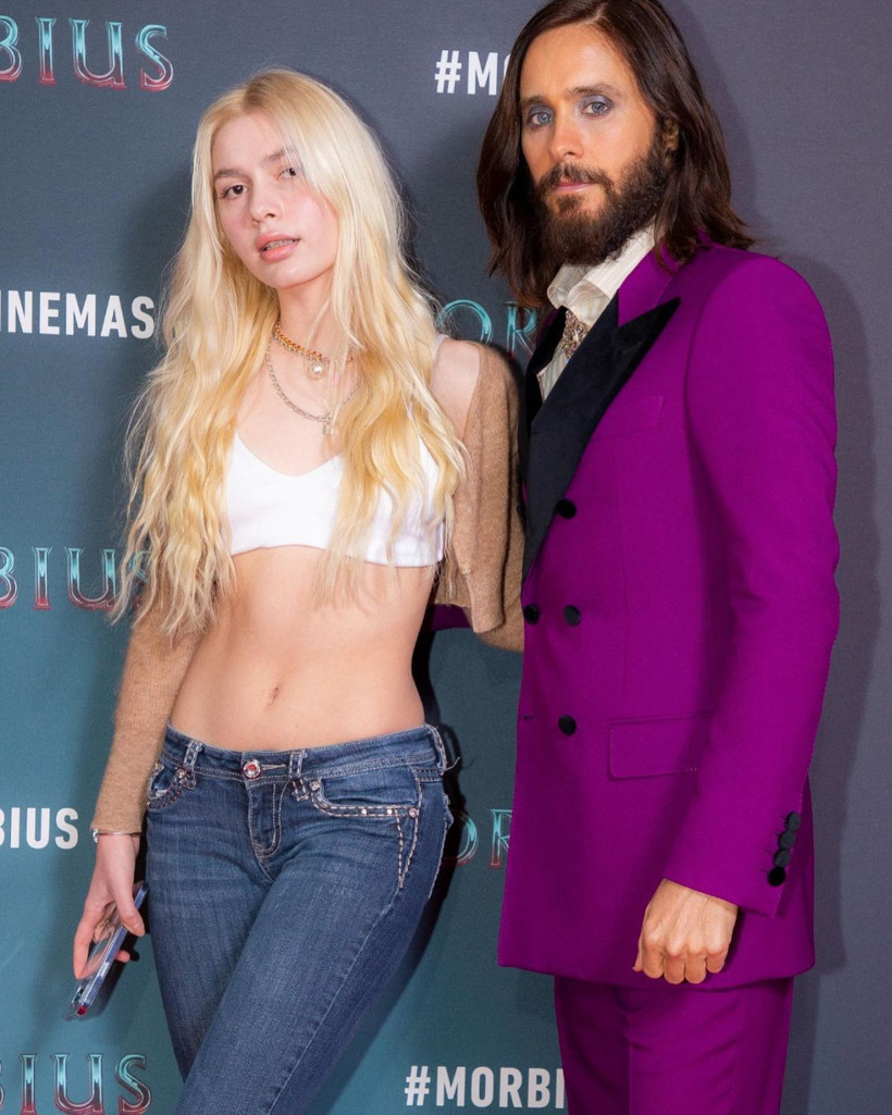 Kıyafetini gören şaştı kaldı! Aleyna Tilki alay konusu oldu: Dünyaca ünlü isimle galaya gitti - Resim: 4