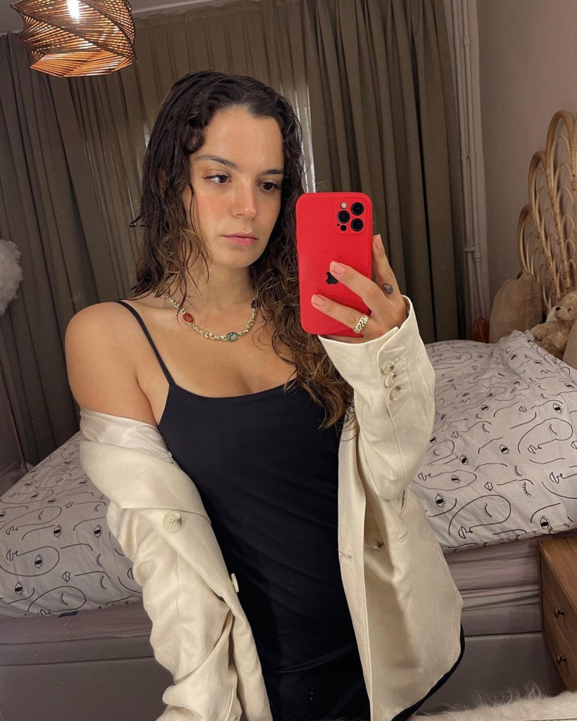 Mahrem görüntüleri ifşa olmuştu! Ceketini açıp poz verdi Aslı Bekiroğlu şaşırttı: Kriterlerini açıkladı - Resim: 1