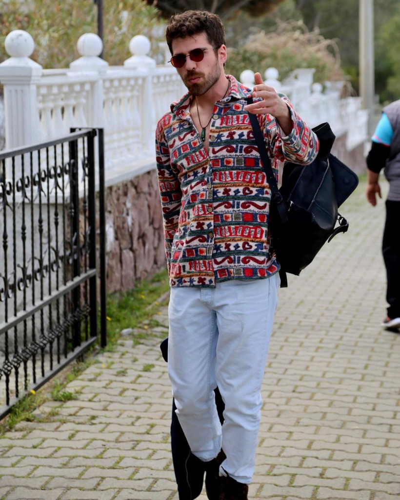 Aldatma ve soyunma itirafı geldi! Üç Kız Kardeş'in Somer'i açıkladı: Sevgilimin odasında.. - Resim: 3