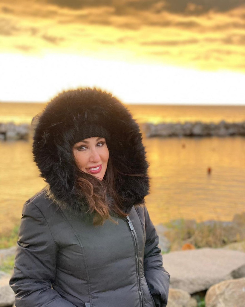 Yıllar sonra evlatlık itirafı geldi! Ailesiyle ilgili gerçek şok etti: Nükhet Duru'dan Kadir İnanır'la ilişki açıklaması - Resim: 2