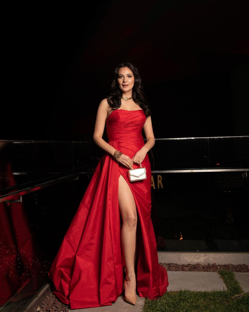 Hayatını değiştiren teklifi açıkladı! Gülsim Ali'den Diriliş Ertuğrul itirafı geldi: Kambur yürüdüğüm için babam... - Resim: 1