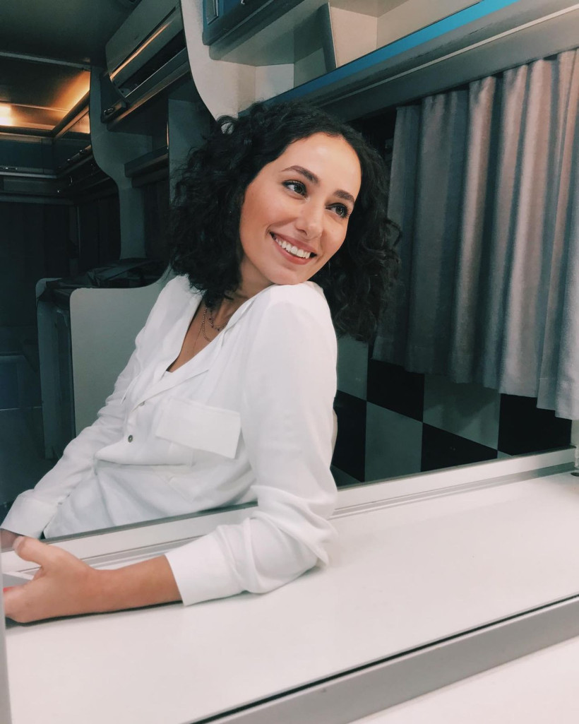 Oyunculuk için bakın hangi mesleği bıraktı! Masumlar Apartmanı Esra Ruşan 'maalesef' deyip açıkladı - Resim: 3