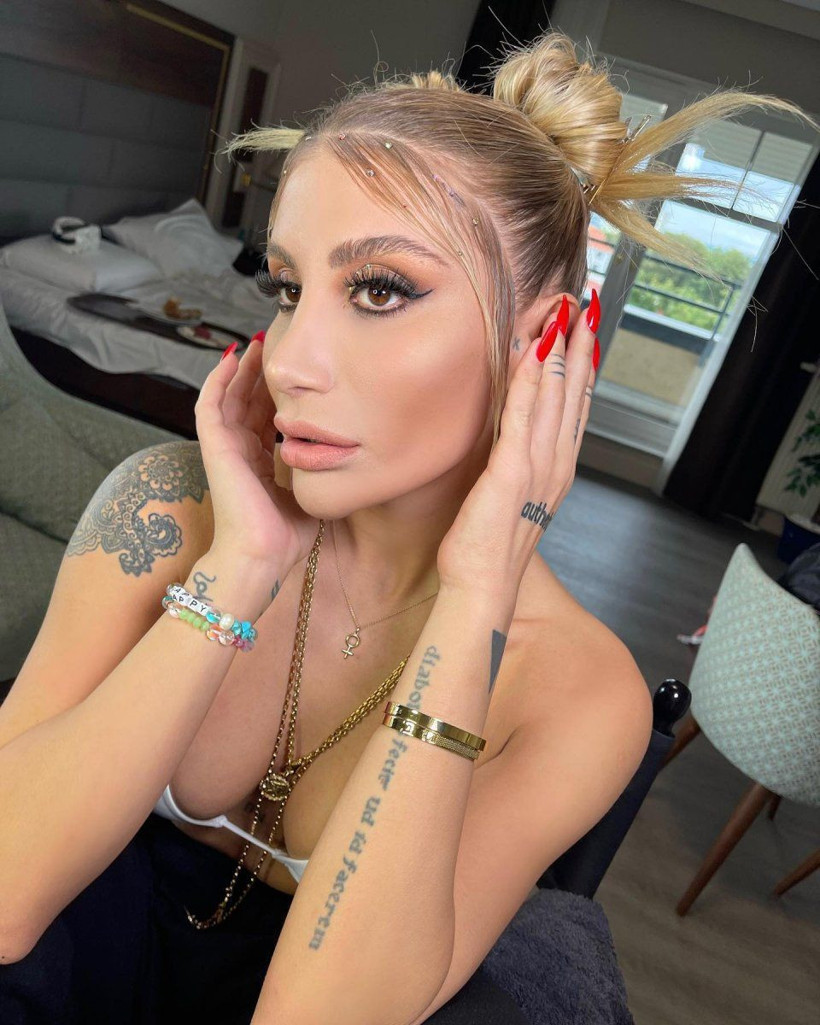 'Yapayalnızım' dedi İrem Derici'nin itirafı olay: "Tanışma uygulaması indirdim!" - Resim: 1