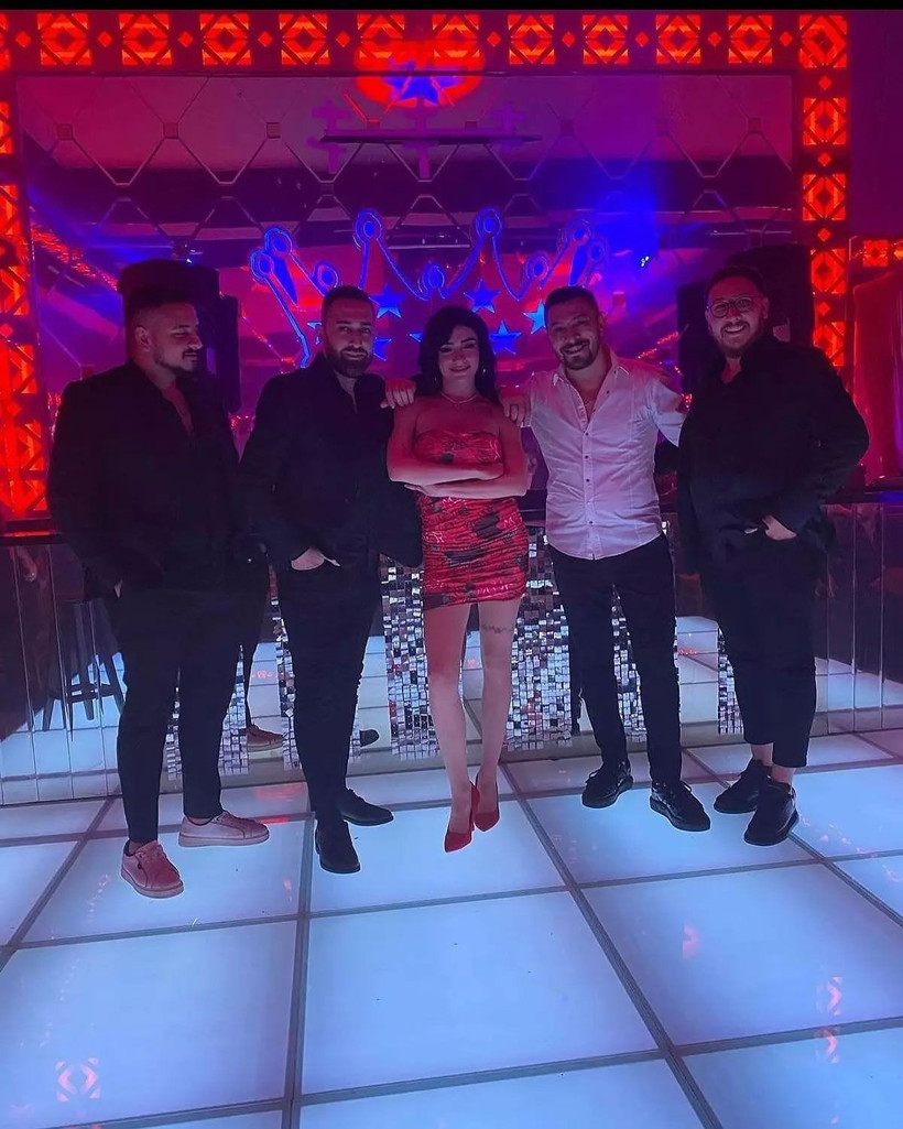 Hazar Ergüçlü'nün 'Dilber' dansıyla meşhur oldu! Sahne fiyatını 4 bin TL'den 300 bin TL'ye çıkardı! - Resim: 4