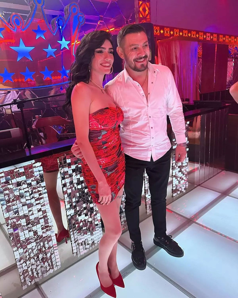 Hazar Ergüçlü'nün 'Dilber' dansıyla meşhur oldu! Sahne fiyatını 4 bin TL'den 300 bin TL'ye çıkardı! - Resim: 1