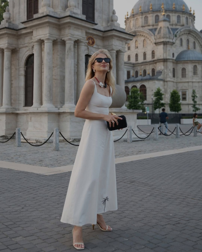 Burcu Esmersoy öyle bir hata yaptı ki! Yatak odasından yaptığı paylaşımda detay olay - Resim: 3