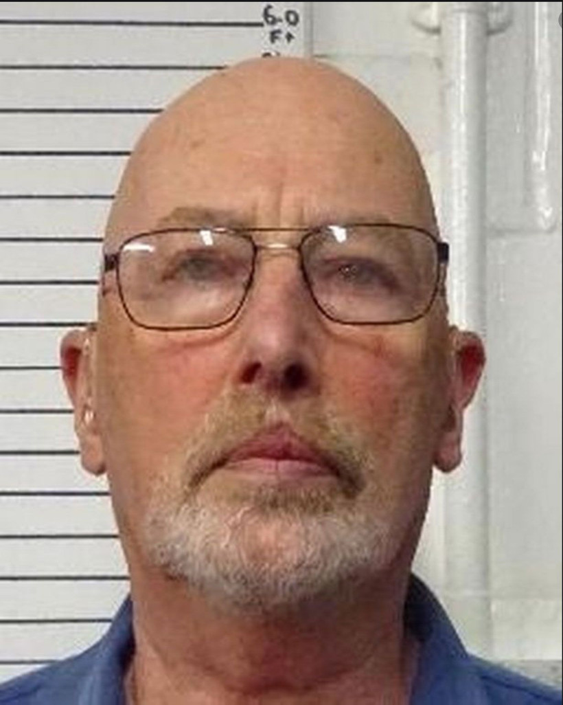 İngiltere'de Yasemin Yapıcıoğlu kendisini taciz eden dedesini video ile ifşa etti - Resim: 4