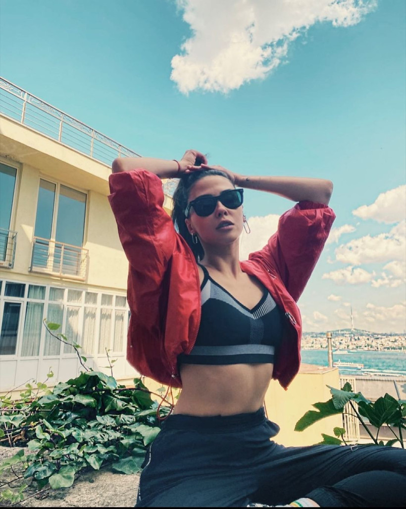 Taciz mesajlarıyla hayatı kabus döndü! Kafeye giden Baş Belası'nın Füsun'u Dilara Aksüyek şok oldu - Resim: 3