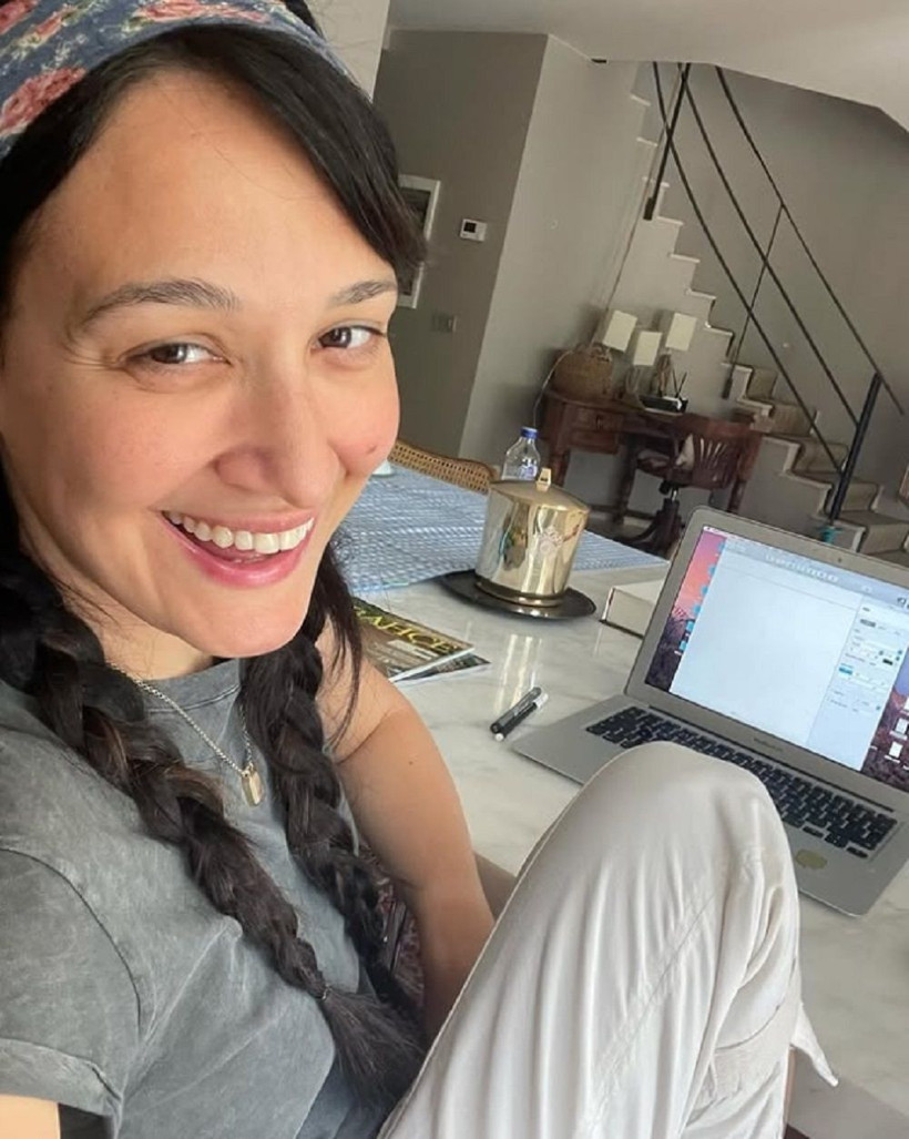 O sahneler kriz çıkardı deniyordu ama Gupse Özay'dan gelen paylaşım... - Resim: 3