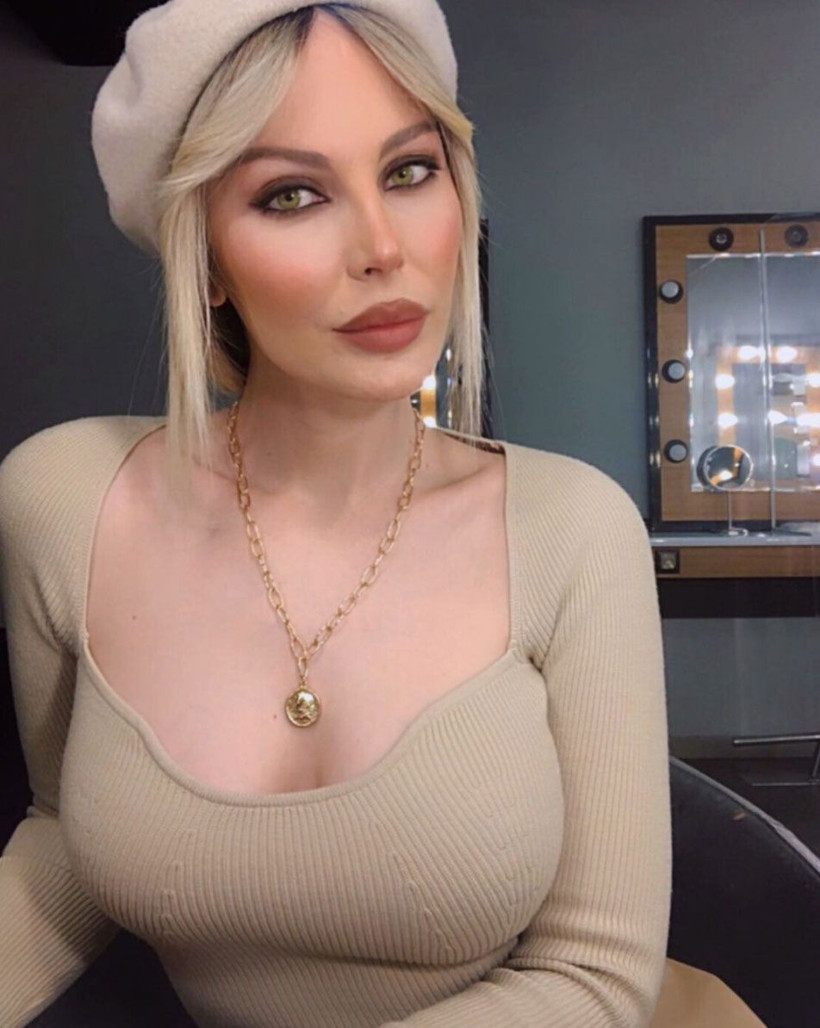 Ahmet Hakan'ın Hande Sarıoğlu itirafı: 'Benim yatacak yerim yok' - Resim: 2