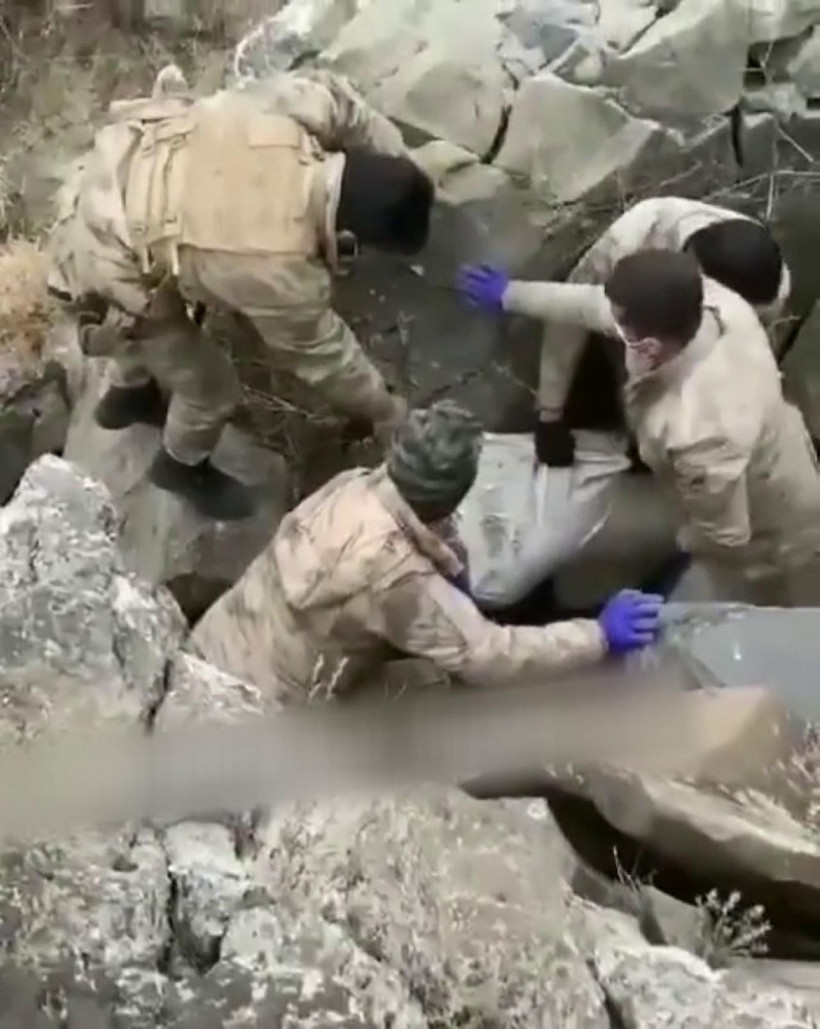 Iğdır köyünü sarsan olay! 4 kardeş babalarını mağaraya gömdü - Resim: 3