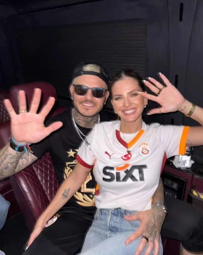 Ünlü futbolcu Icardi iddialar karşısında çıldırdı! Çıplak kareleri paylaştı "Buraları yakarım" - Resim: 2