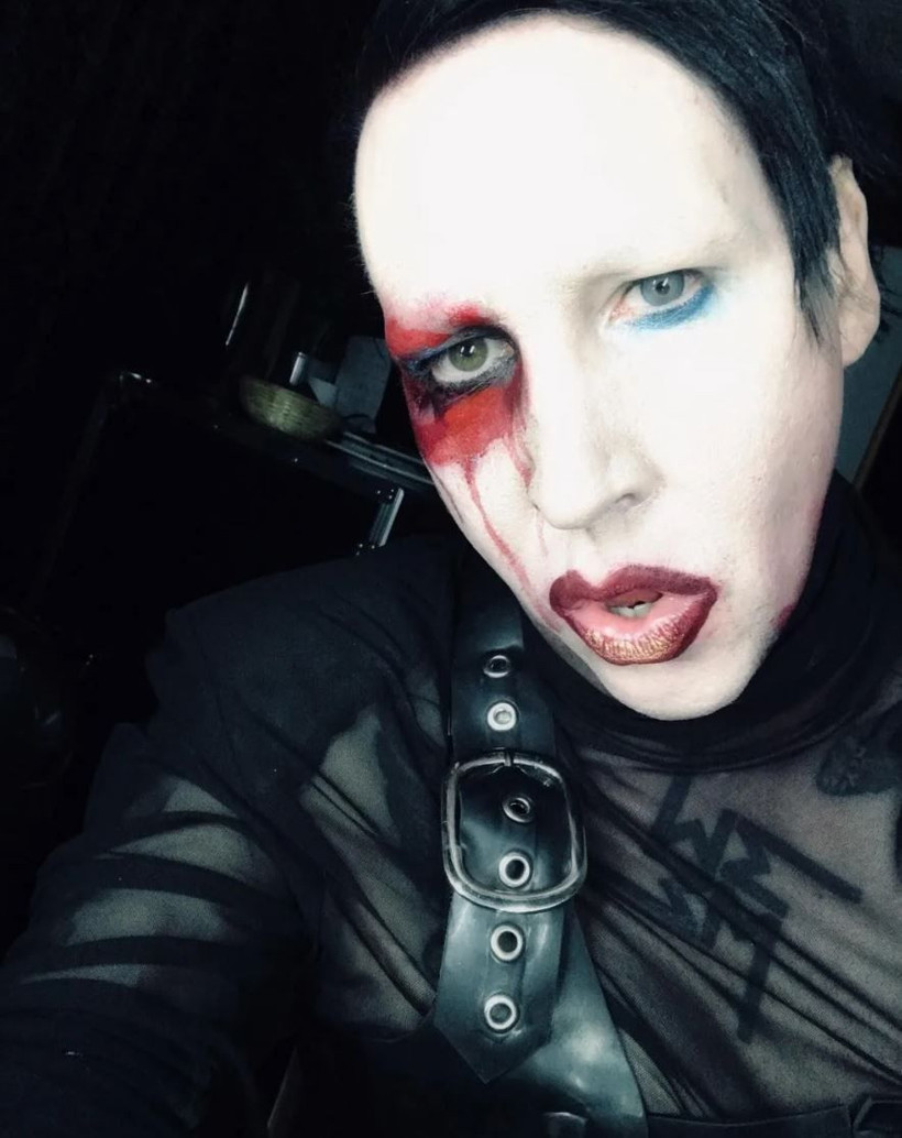 'Tecavüz odası var' deyip açıkladı! Ünlü şarkıcının yaptıkları kan dondurdu - Resim: 2