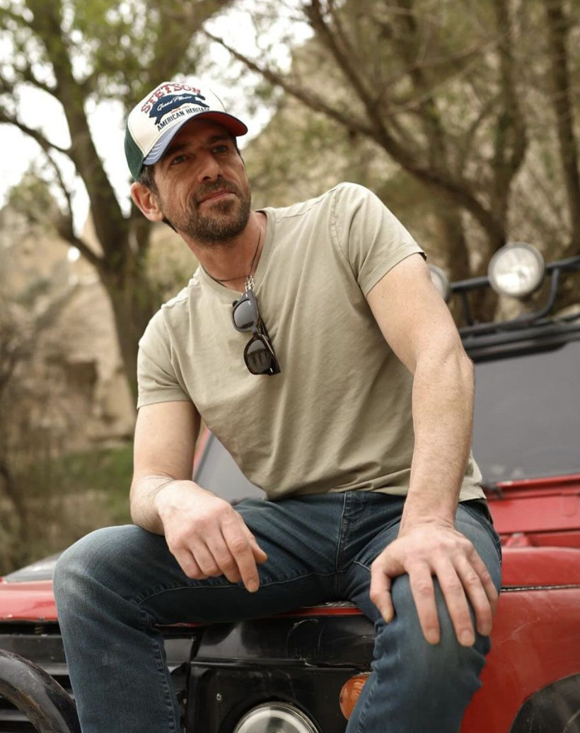 Cemal Hünal'dan sokak hayvanlarıyla ilgili sert yorum! "Allah belamızı vermiş bizim" - Resim: 2