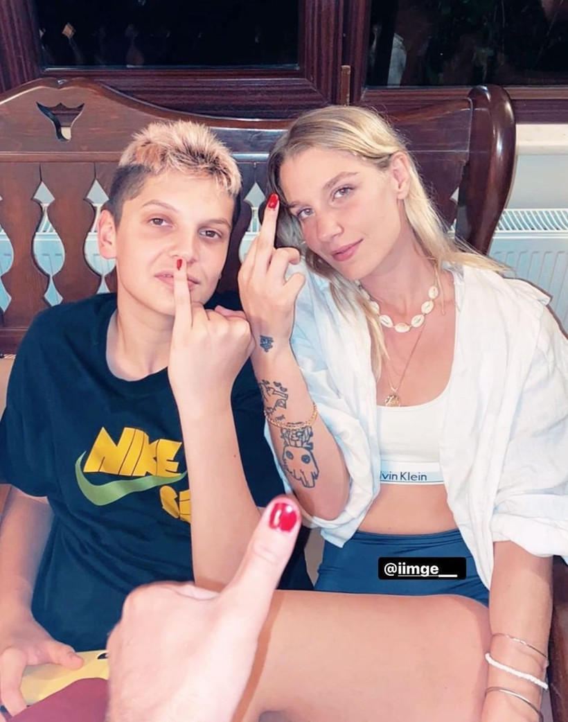 İfşa sonrası eşcinsel Ebrar Karakurt İmge'ye fena patladı! Pedofili tepkisi yağdı: Kadınları... - Resim: 4