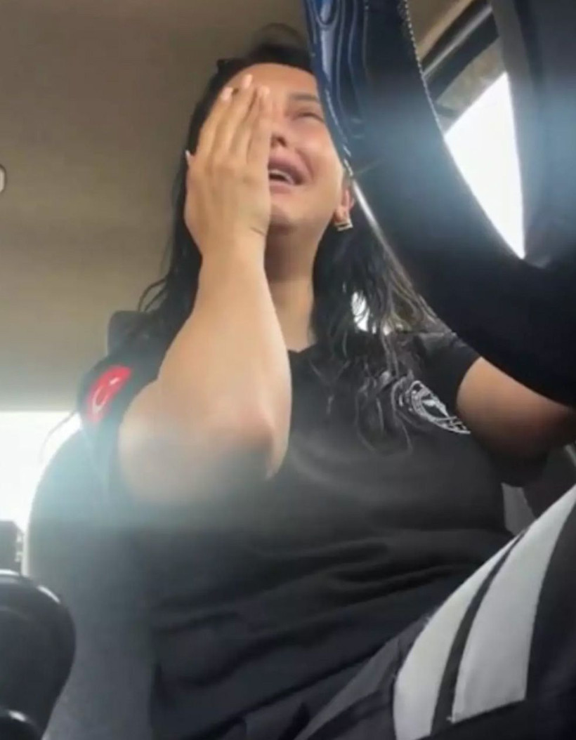 Okul katliamı sonrası paylaştığı video tepki çekti! O sağlıkçıya soruşturma açıldı - Resim: 1